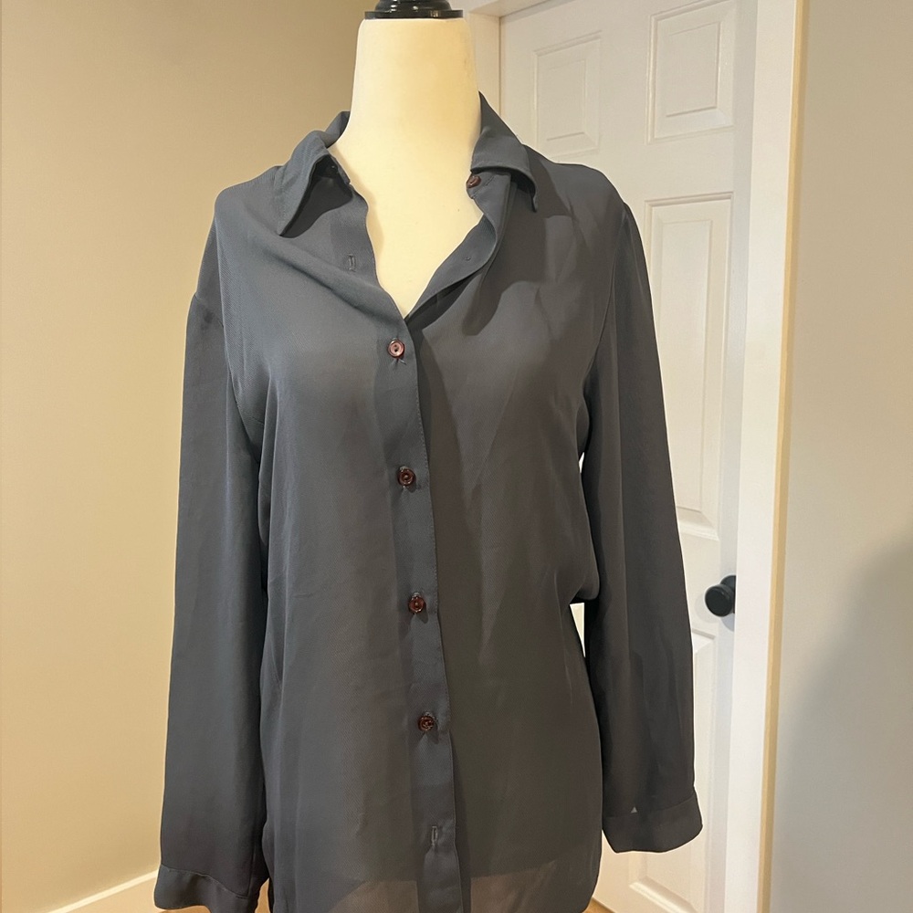 Vintage Women’s Blue Gray Button-Up Shirt